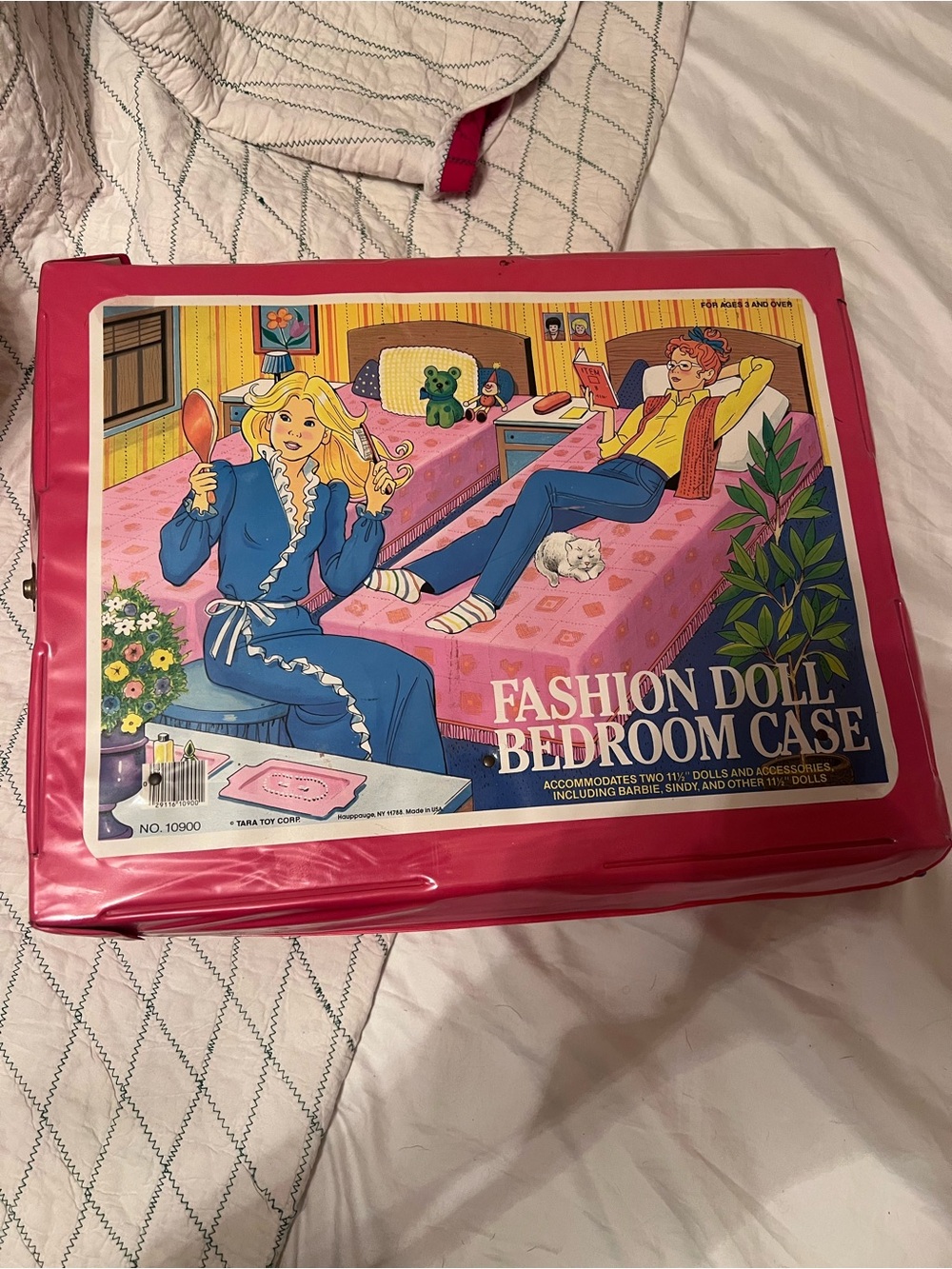 Vintage Fashion Doll Barbie case 1985